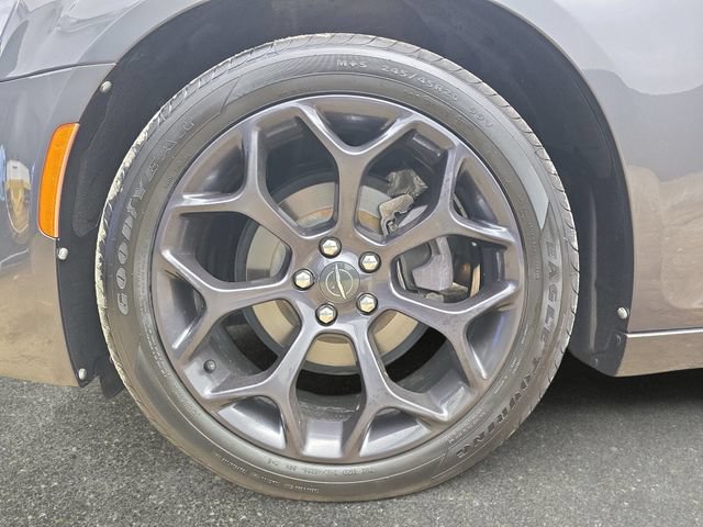 Used 2019 Chrysler 300 Touring w/ Sport Appearance Package RWD image 30