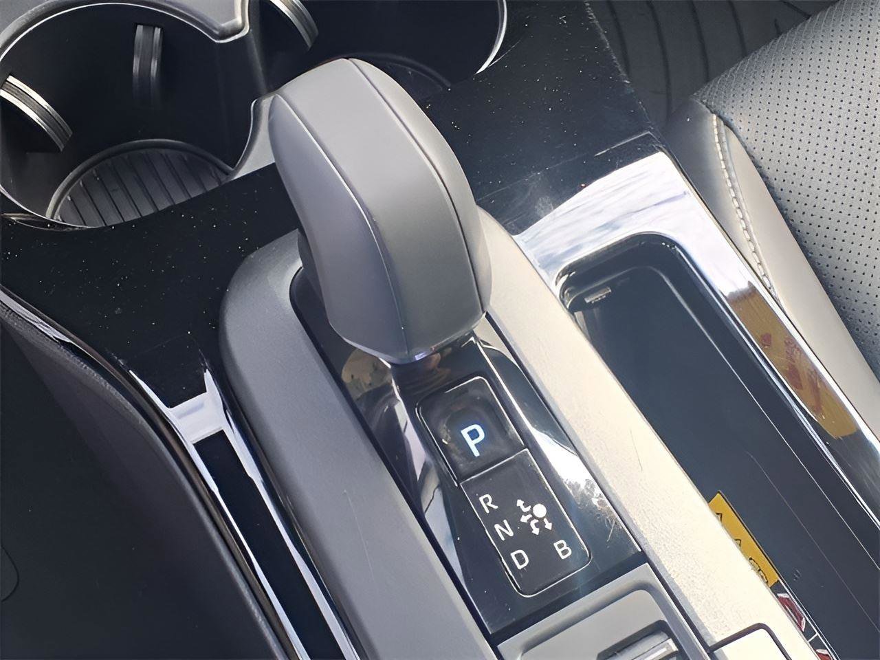 Used 2024 Toyota Prius XLE image 16