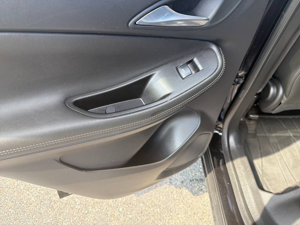 Used 2024 Buick Encore GX Preferred FWD image 27