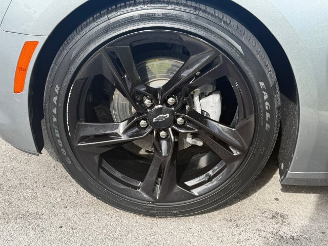 Used 2023 Chevrolet Camaro LT w/ RS Package RWD image 7