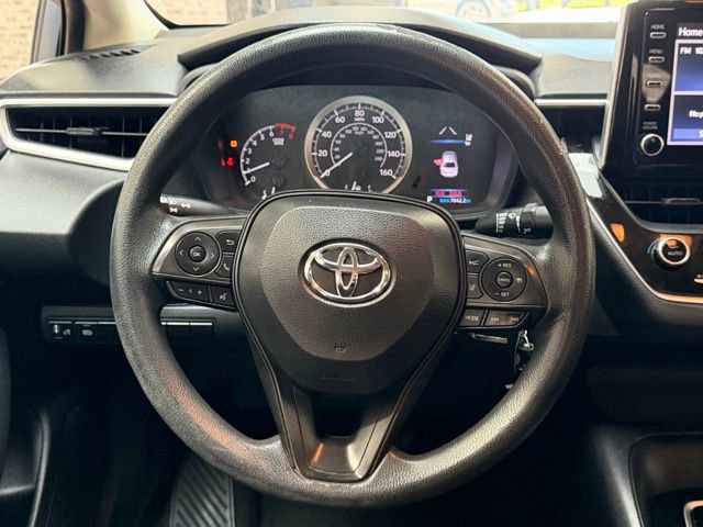 Used 2020 Toyota Corolla LE FWD image 15