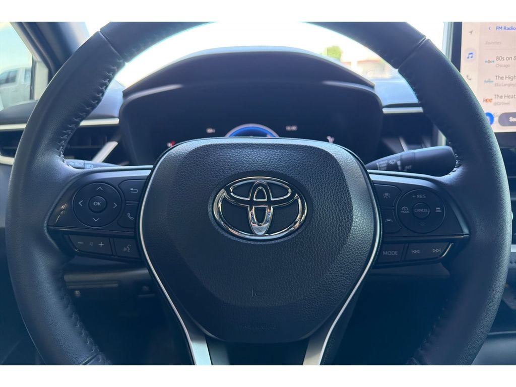Certified 2025 Toyota Corolla SE w/ SE Premium Package FWD image 24