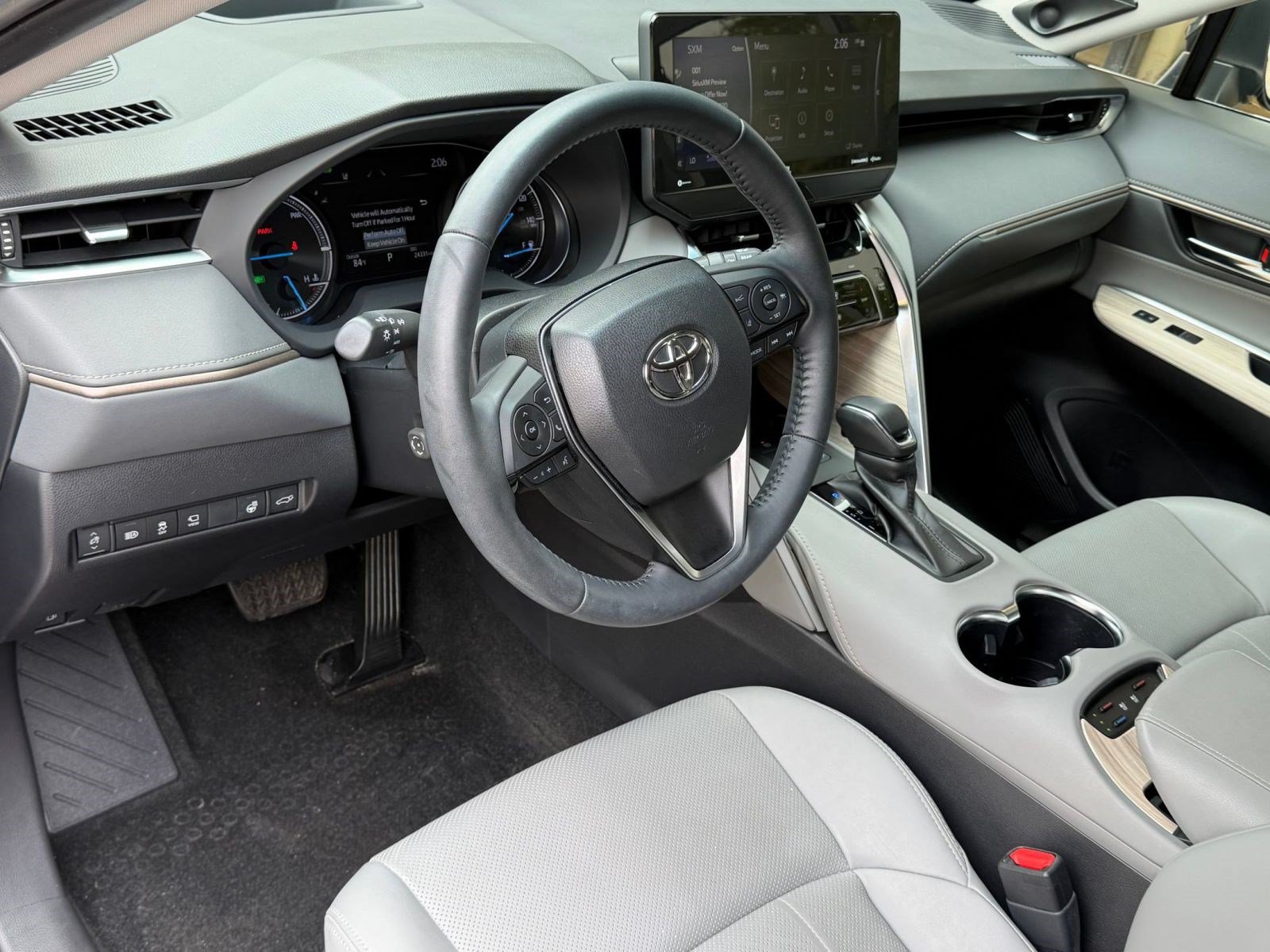 Used 2021 Toyota Venza Limited w/ Advanced Technology Package AWD/4WD image 4