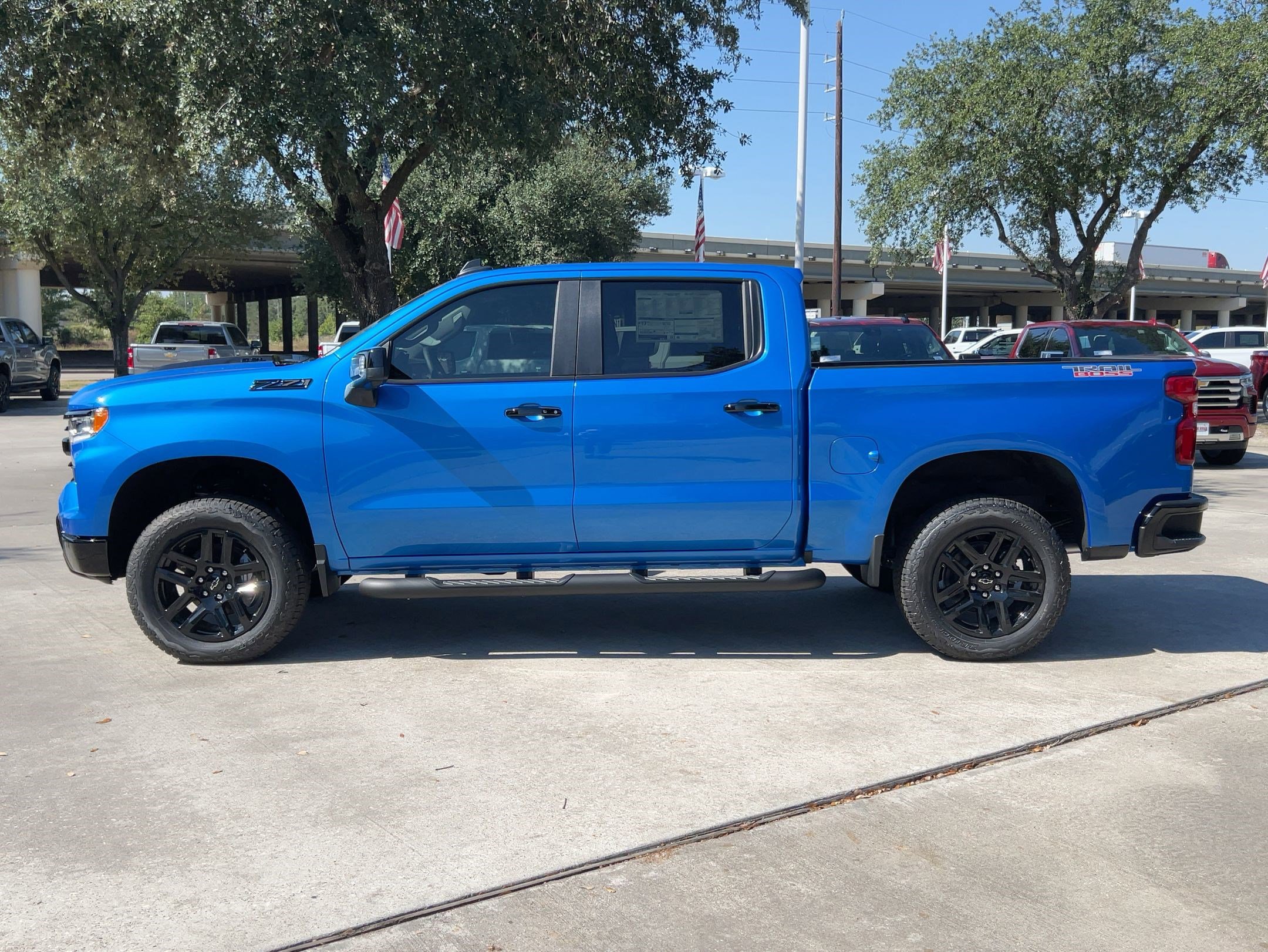 New 2026 Chevrolet Silverado 1500 LT Trail Boss w/ LT Trail Boss Premium Package image 2