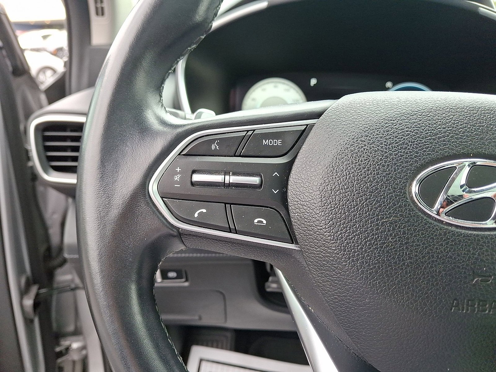 Certified 2022 Hyundai Santa Fe SEL w/ Convenience + Premium Package image 23