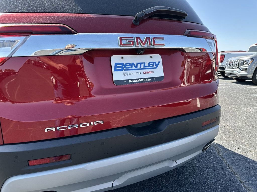 Certified 2023 GMC Acadia SLE w/ Driver Convenience Package image 13