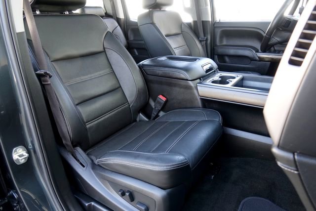 Used 2017 GMC Sierra 3500 Denali w/ Duramax Plus Package image 31