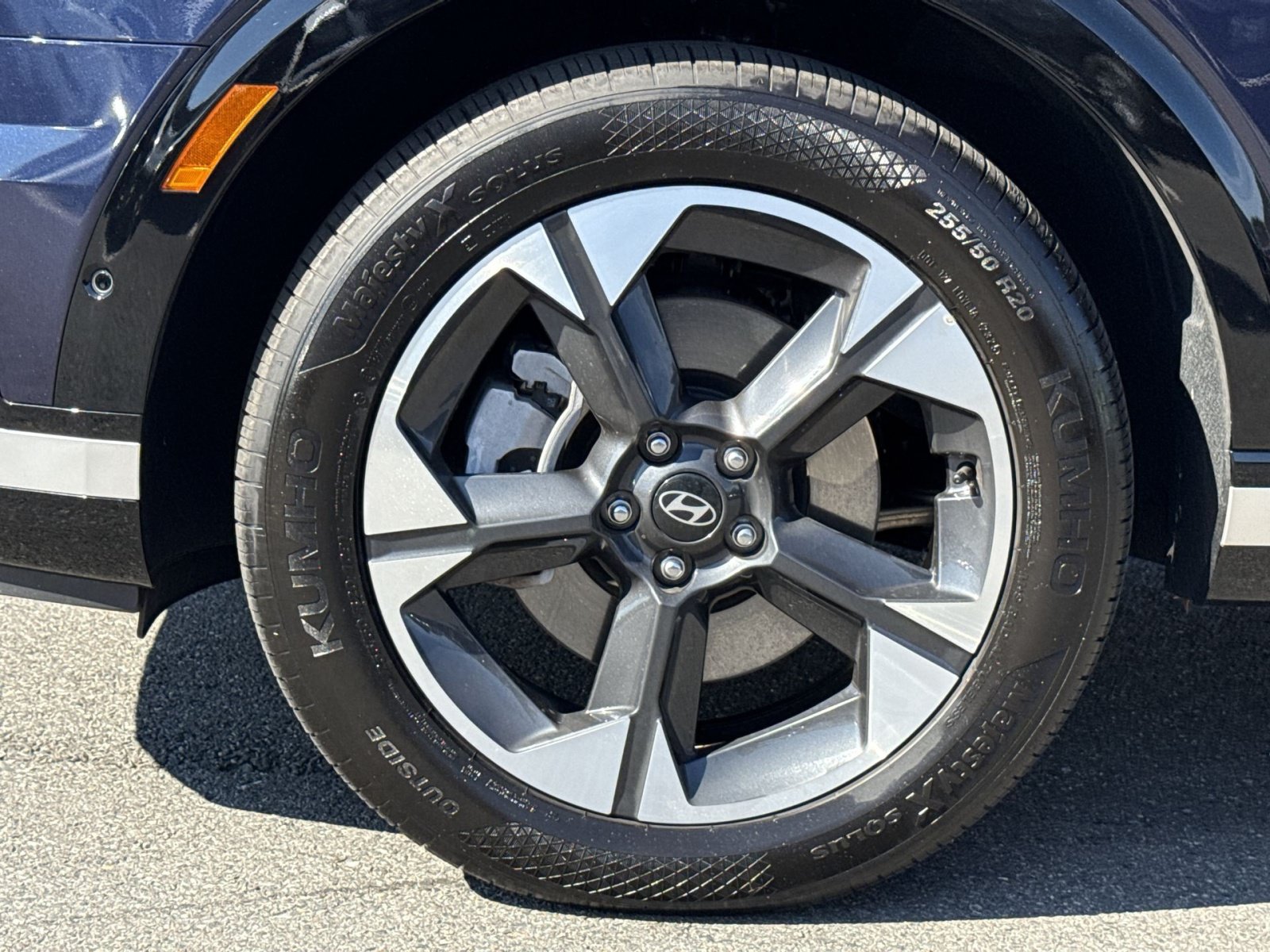 Certified 2026 Hyundai Palisade Limited AWD/4WD image 12