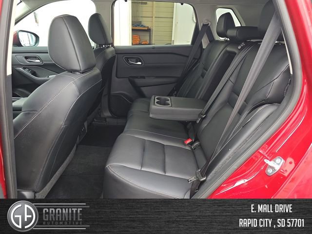 Used 2024 Nissan Rogue SL w/ SL Premium Package image 25