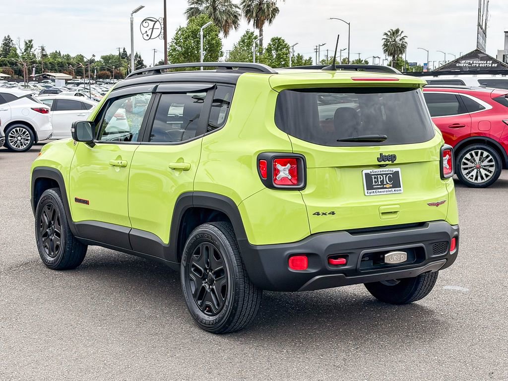 Used 2018 Jeep Renegade Trailhawk image 2