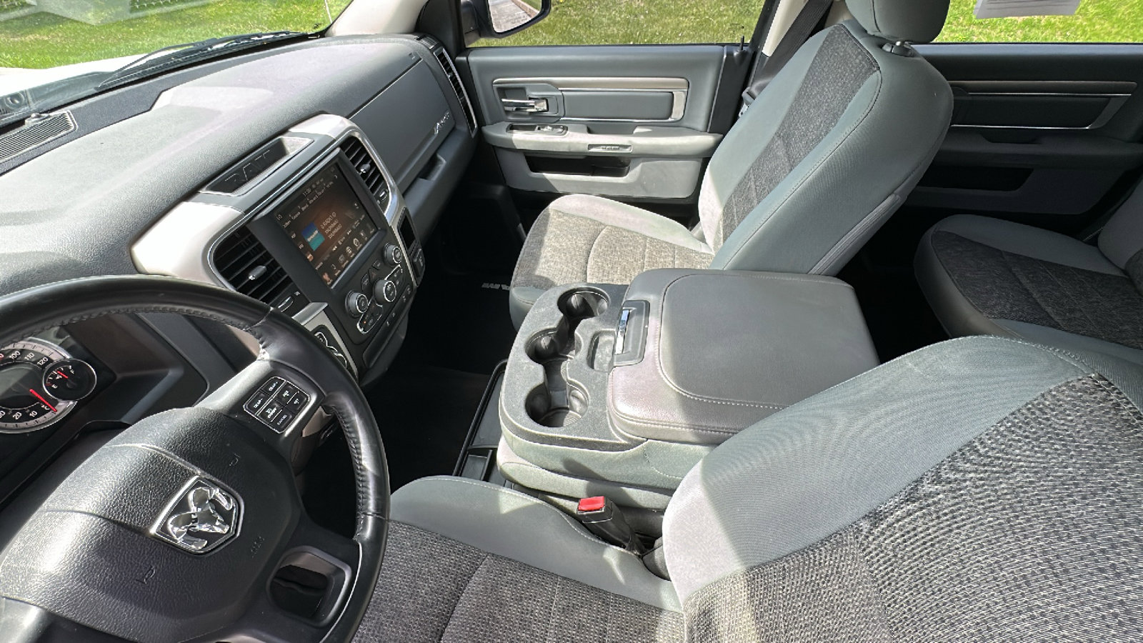 Used 2017 RAM 1500 Big Horn AWD/4WD image 25