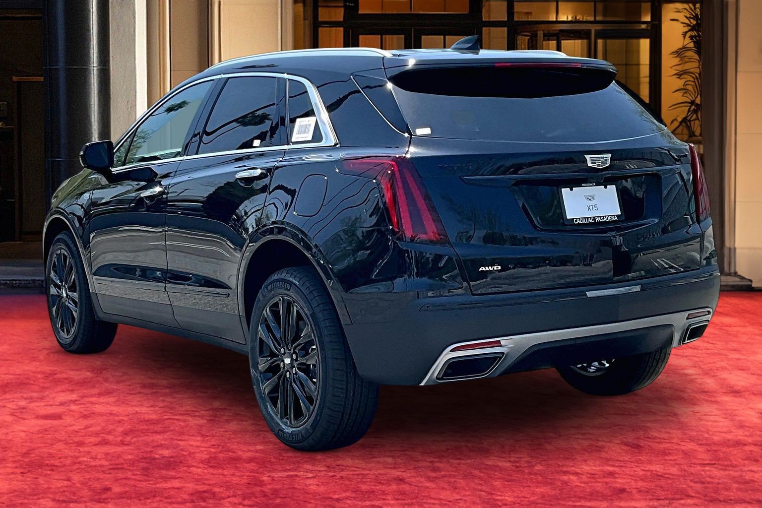 New 2026 Cadillac XT5 Premium Luxury w/ LPO, ONYX Package AWD/4WD image 4