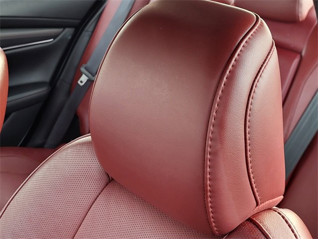 Used 2023 MAZDA MAZDA3 s image 5