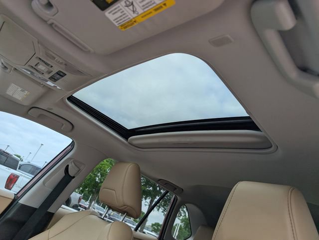 Used 2025 Toyota RAV4 XLE Premium image 27