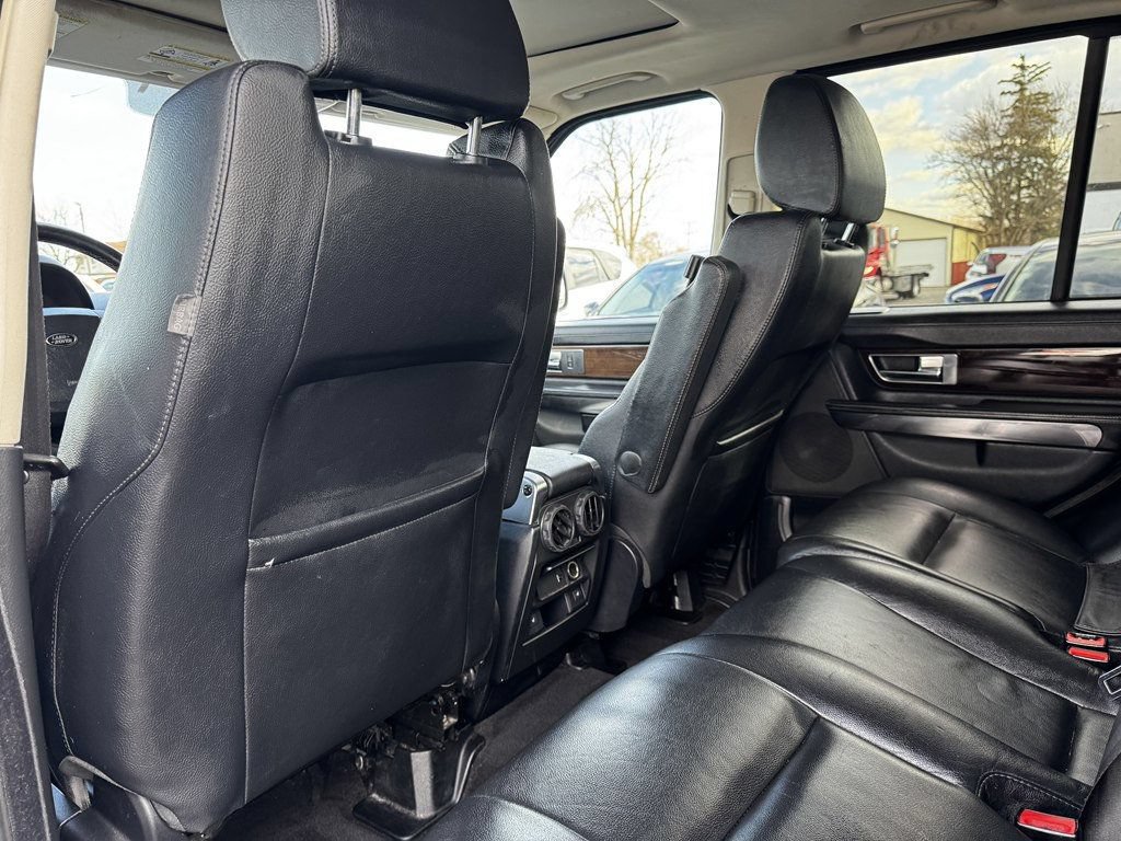 Used 2011 Land Rover Range Rover Sport HSE AWD/4WD image 16