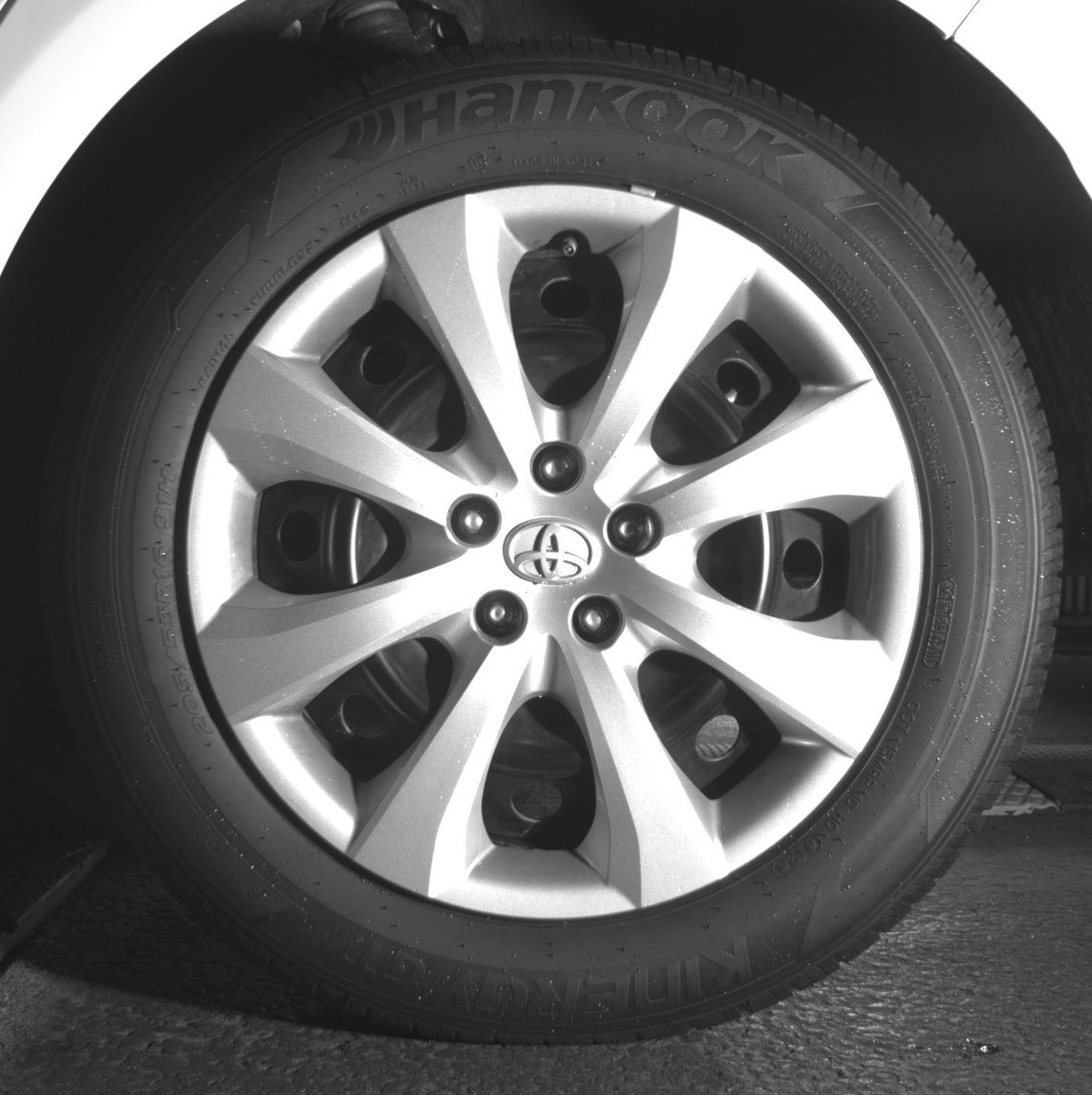 Used 2025 Toyota Corolla LE FWD image 14