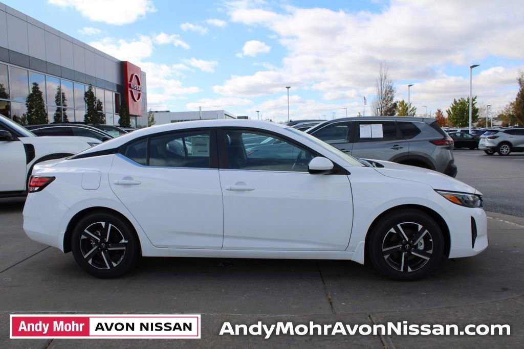 New 2025 Nissan Sentra SV image 3