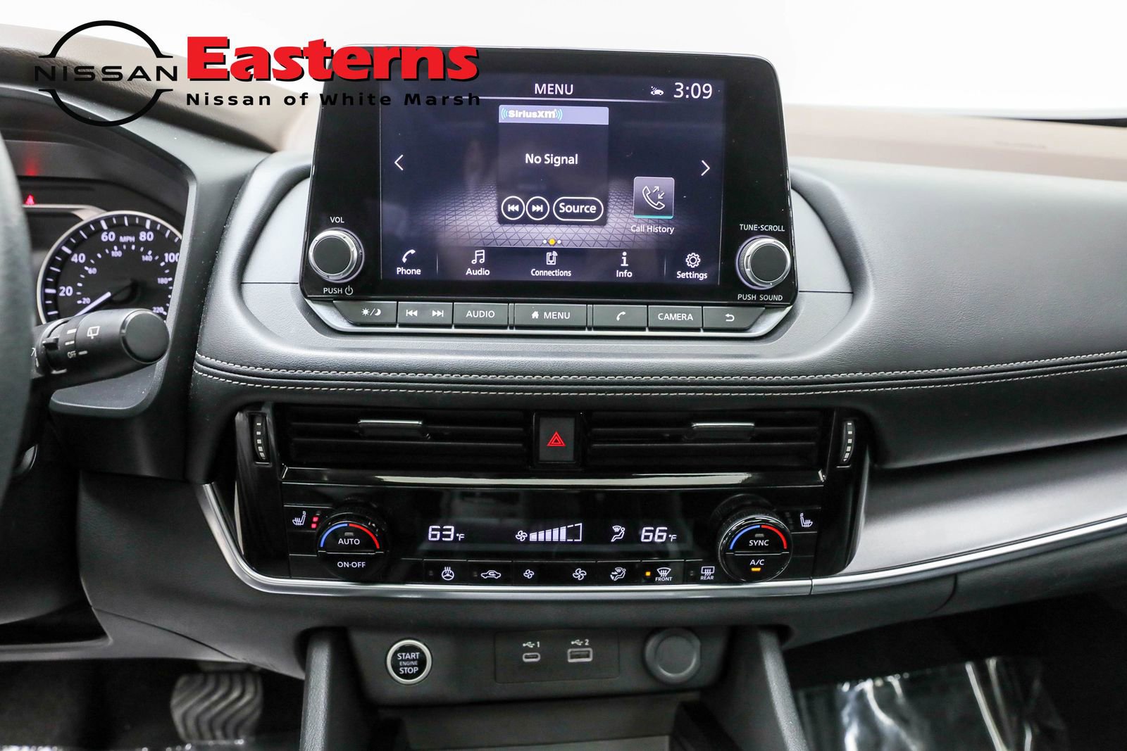 Used 2022 Nissan Rogue SV w/ SV Premium Package image 32