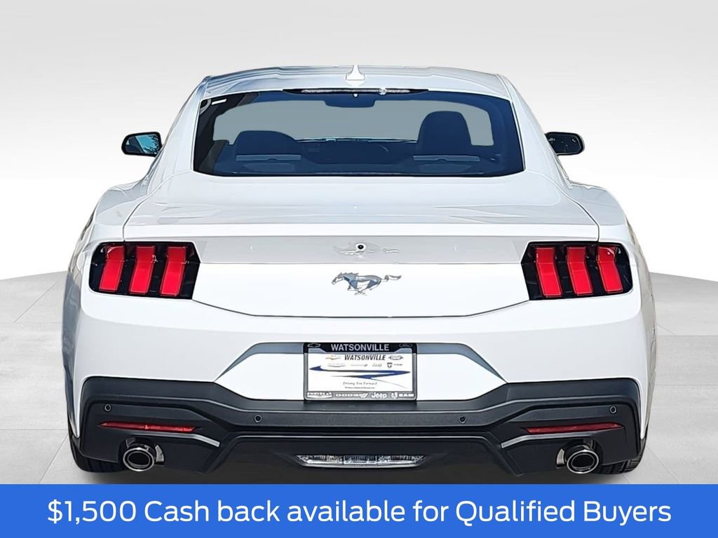 New 2026 Ford Mustang Coupe image 4