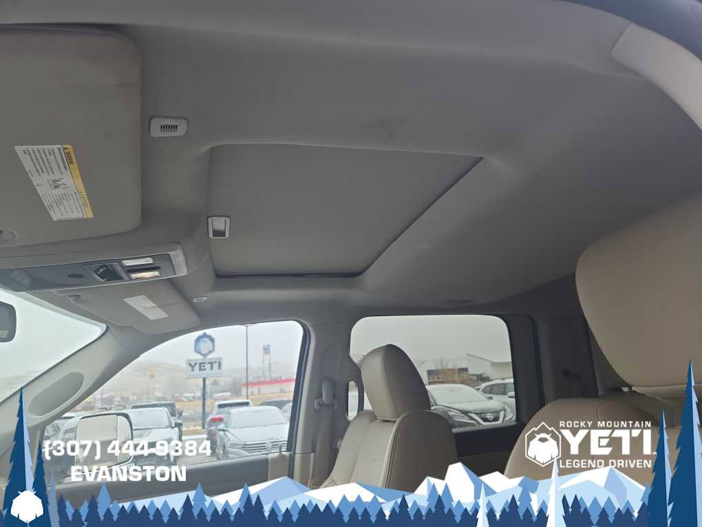 Used 2017 RAM 2500 Laramie w/ Convenience Group image 12