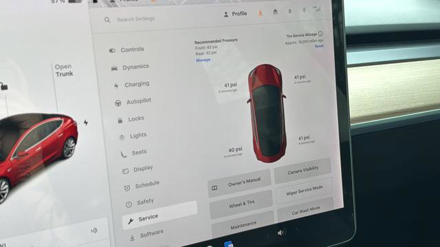 Used 2018 Tesla Model 3 Long Range image 25