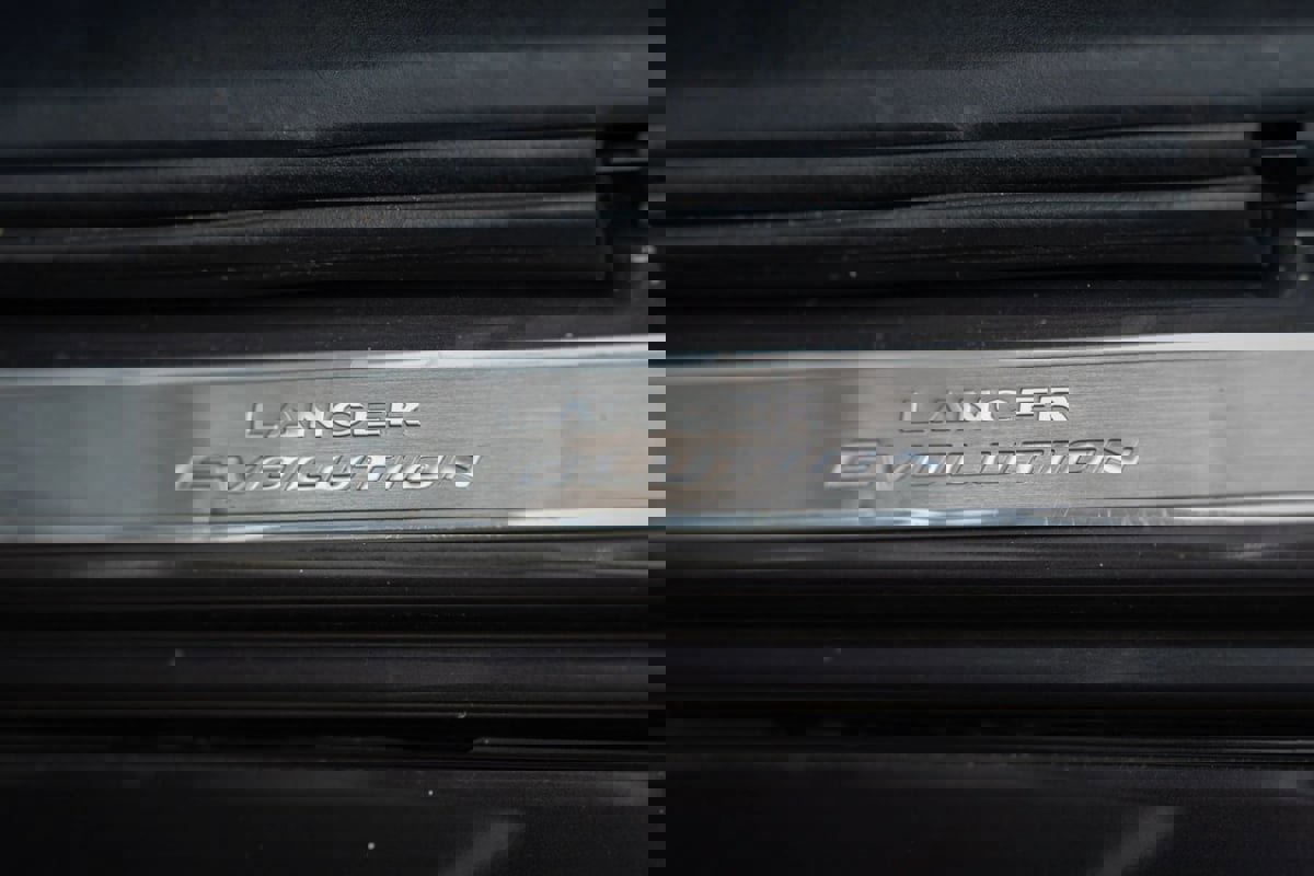 Used 2013 Mitsubishi Lancer Evolution MR image 86