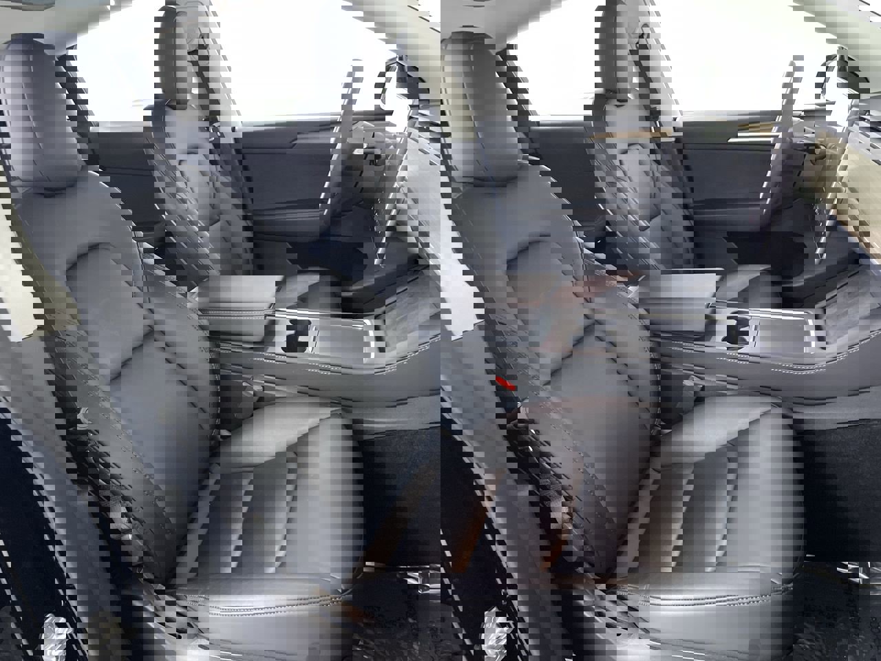 Used 2023 Tesla Model Y Performance image 23