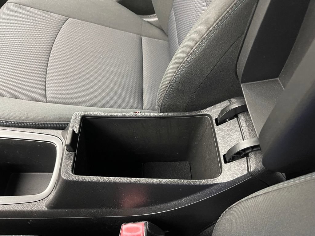 Used 2017 Chevrolet Cruze LT w/ Convenience Package FWD image 27
