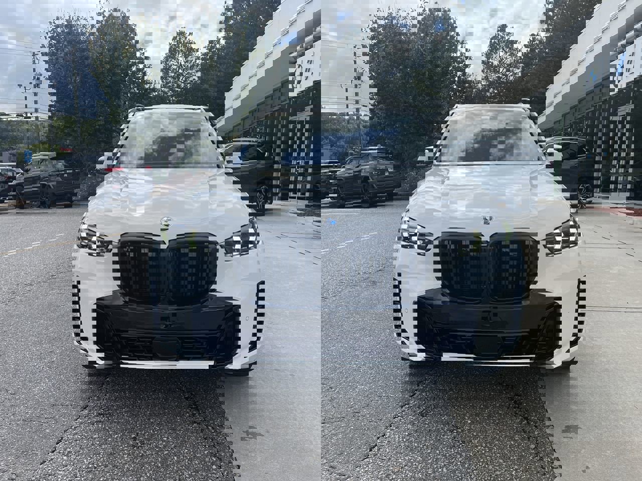 New 2026 BMW X5 sDrive40i w/ M Sport Package image 3