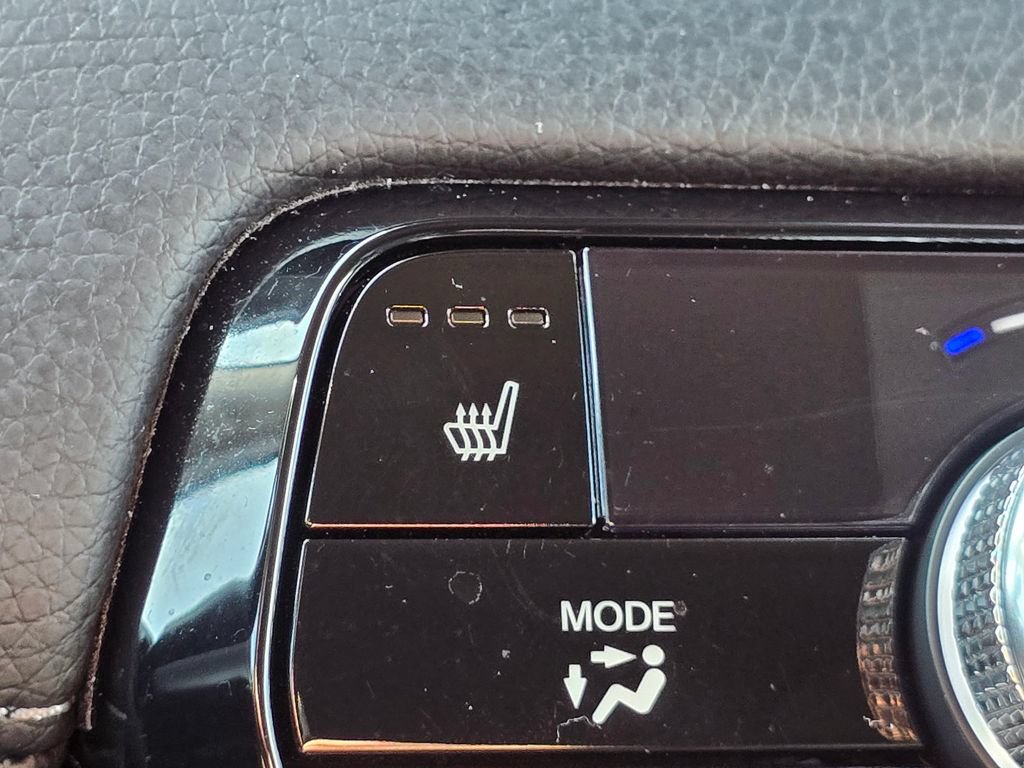 Used 2025 Honda Pilot Touring image 31