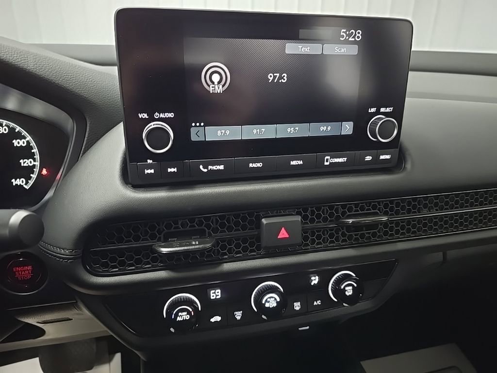 Used 2024 Honda HR-V LX image 24