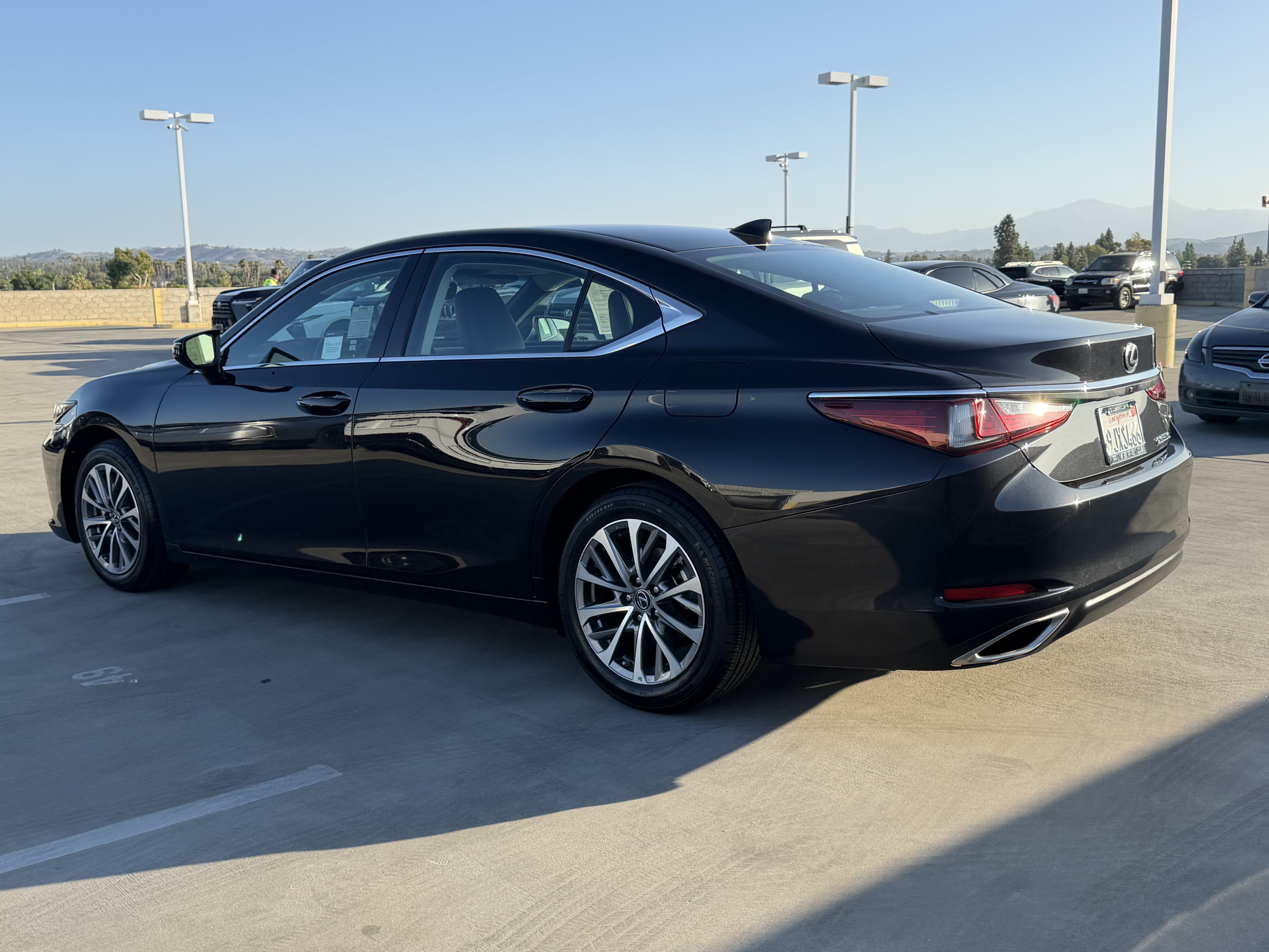 Certified 2024 Lexus ES 350 w/ Accessory Package (Z1) FWD image 7