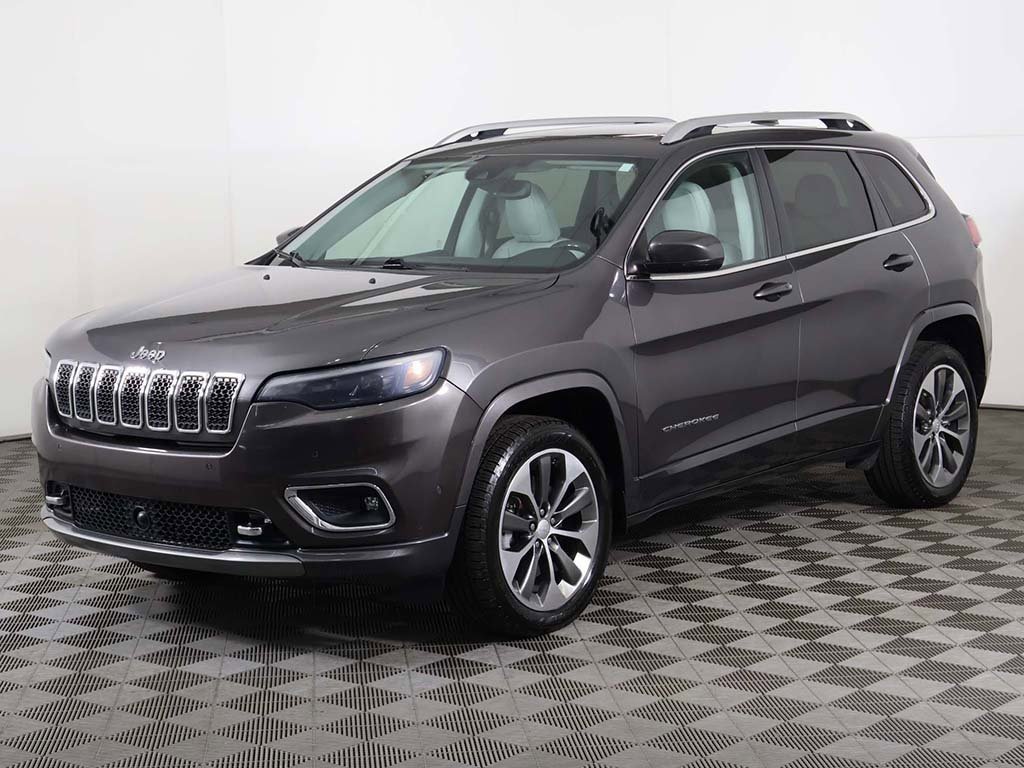 Used 2019 Jeep Cherokee Overland w/ Technology Group image 11