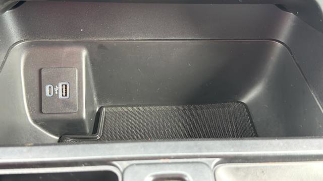 Used 2022 Ford F150 Lightning Pro image 28