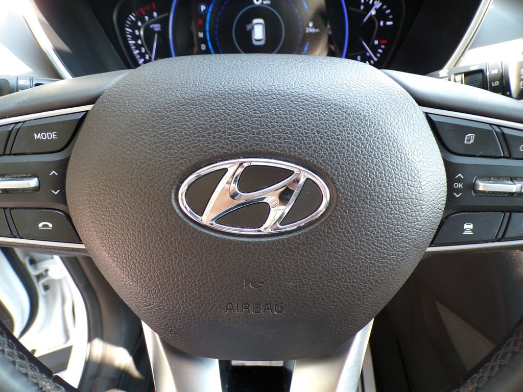 Used 2020 Hyundai Santa Fe SEL w/ Convenience Package AWD/4WD image 32