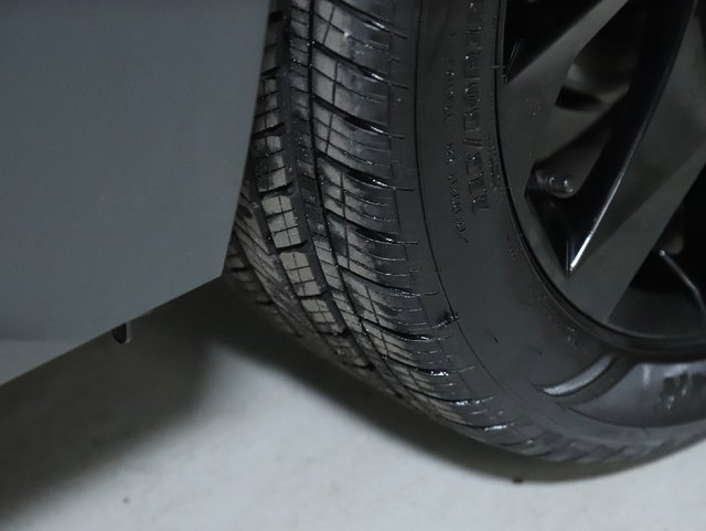 Used 2024 Volkswagen Taos SE image 38