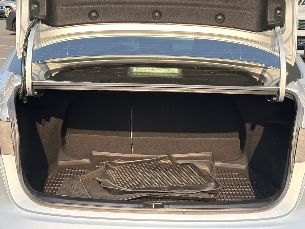 Used 2026 Toyota Corolla LE FWD image 6
