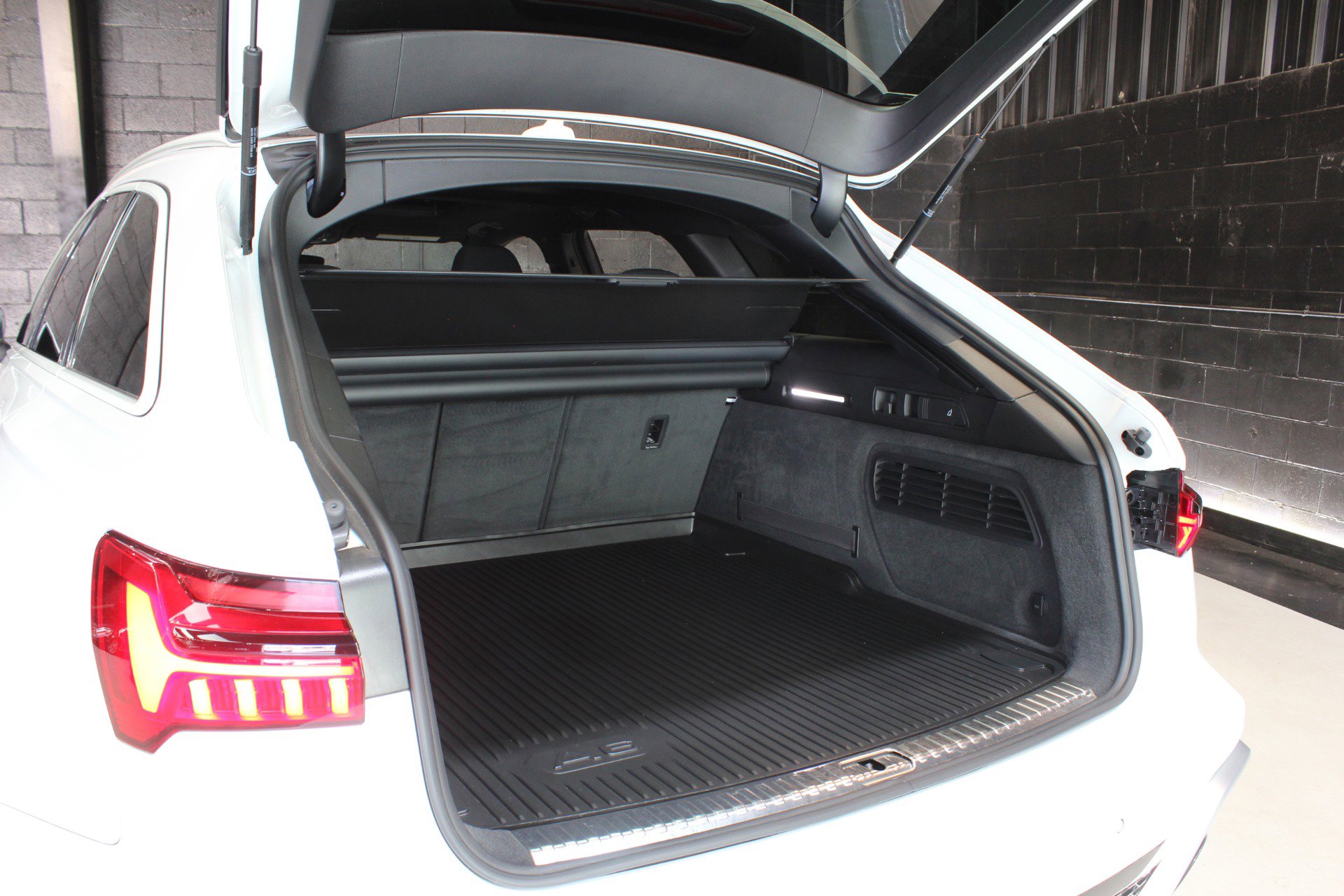 Used 2023 Audi RS 6 image 78