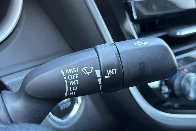 Used 2024 Toyota Camry XLE FWD image 40