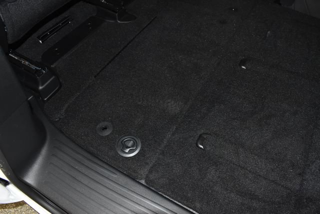 New 2026 Chrysler Pacifica Select w/ S Appearance Package image 33