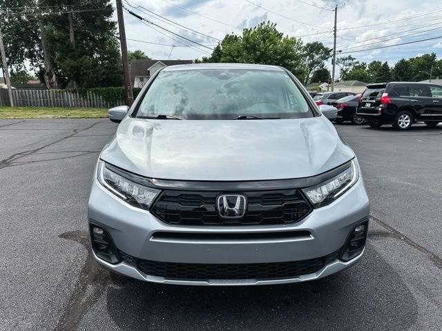 Used 2025 Honda Odyssey Touring video 2