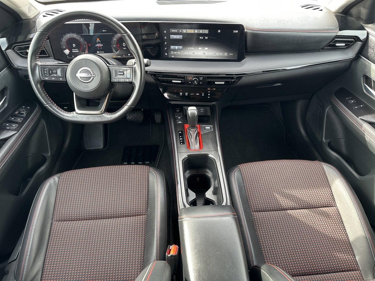 Used 2025 Nissan Kicks SR image 18