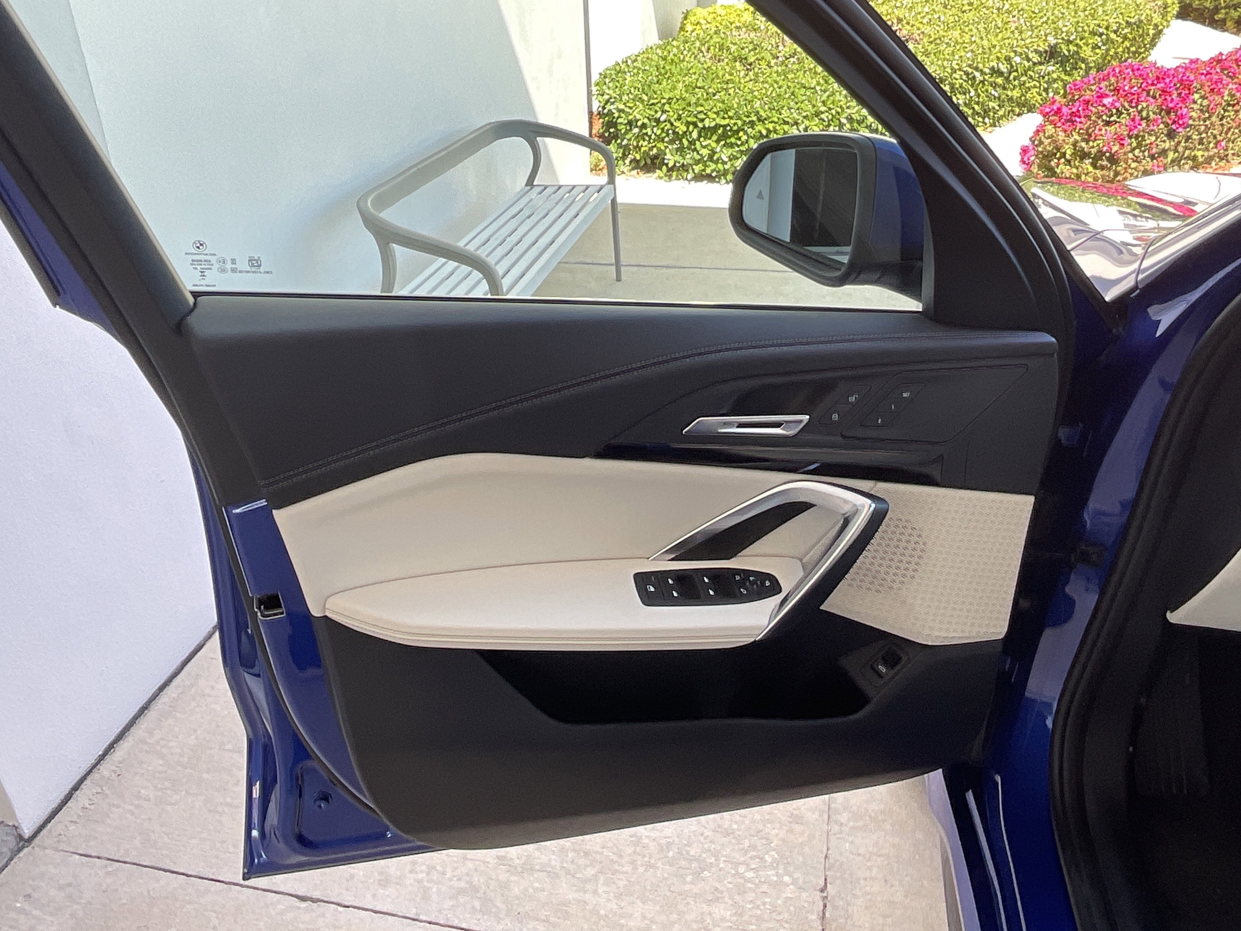 New 2026 BMW X1 xDrive28i w/ M Sport Package image 8