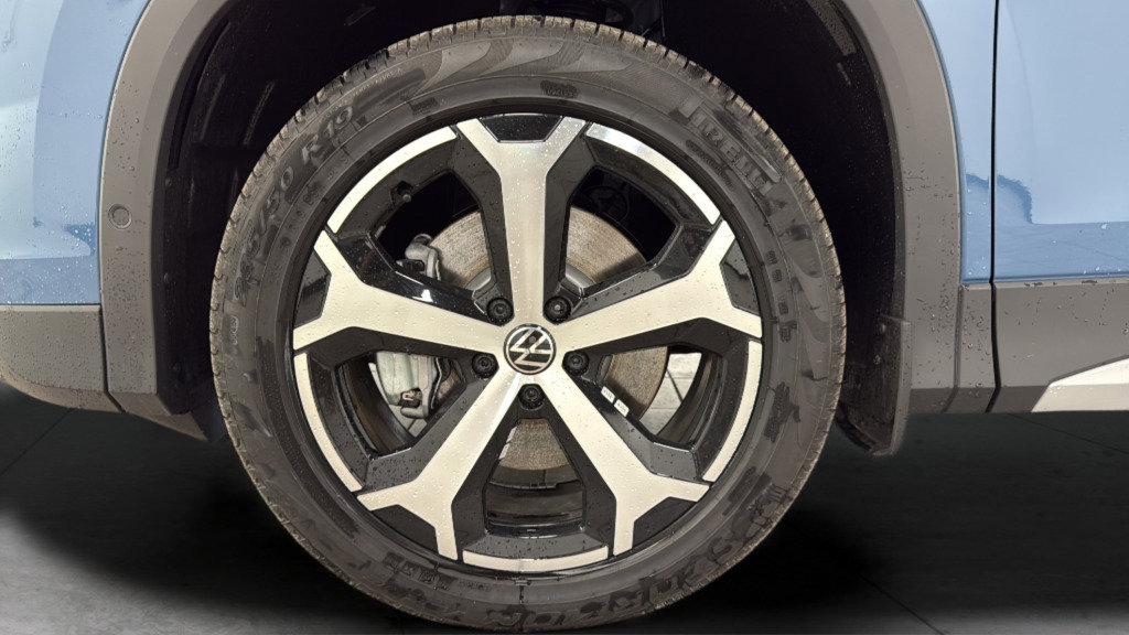 New 2026 Volkswagen Tiguan SE image 40