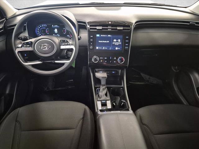 Used 2022 Hyundai Tucson SE AWD/4WD image 16