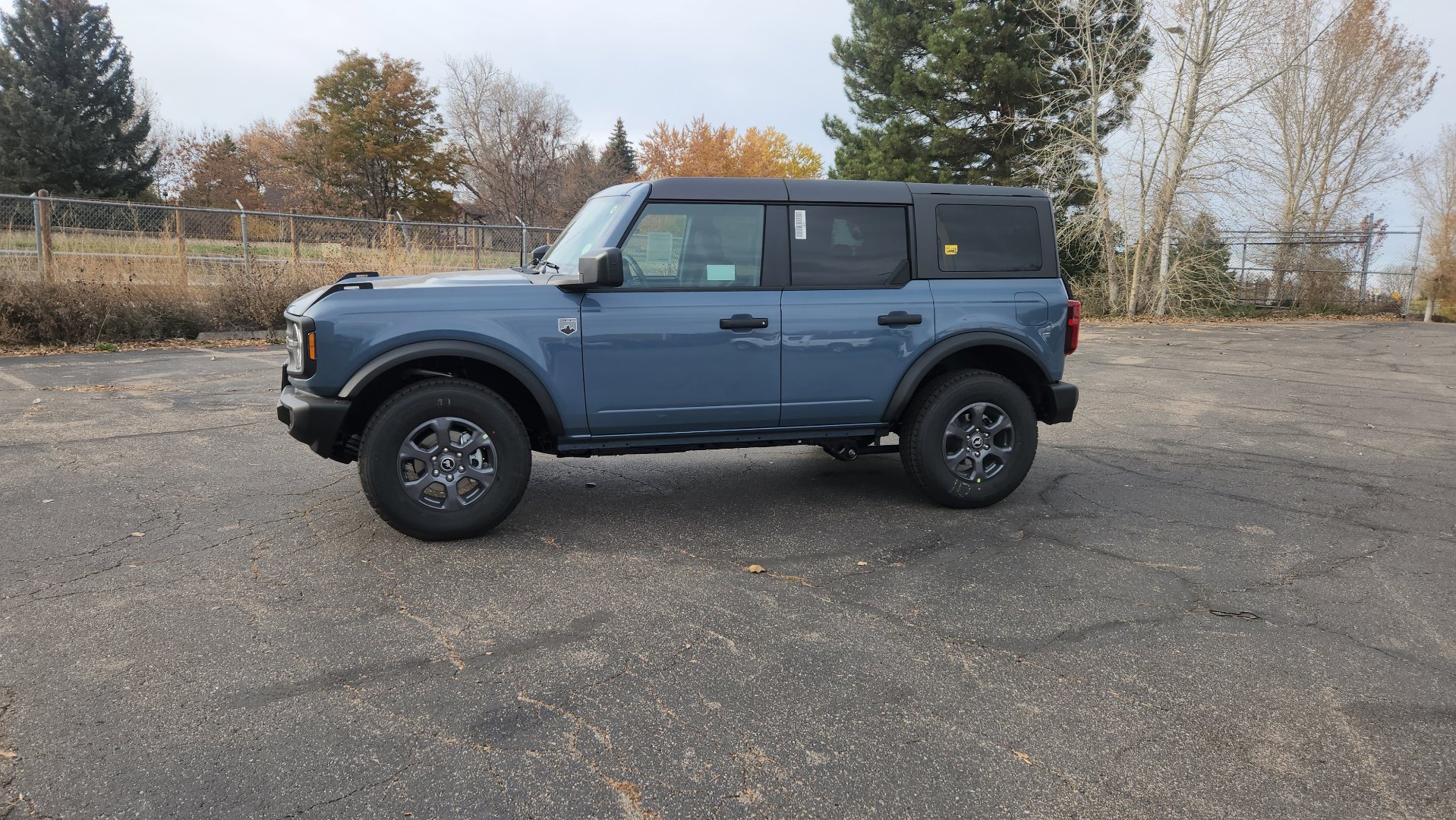 New 2025 Ford Bronco Big Bend image 3