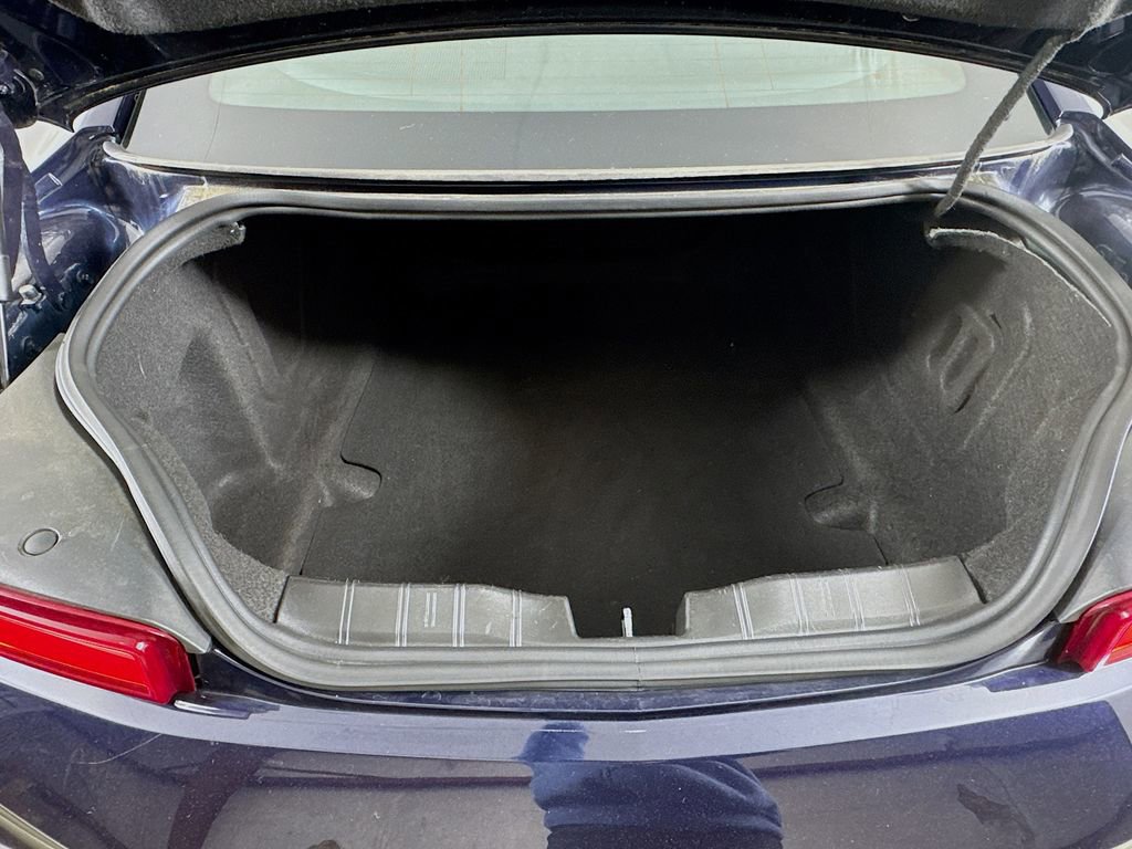 Used 2016 Chevrolet Camaro LT RWD image 24