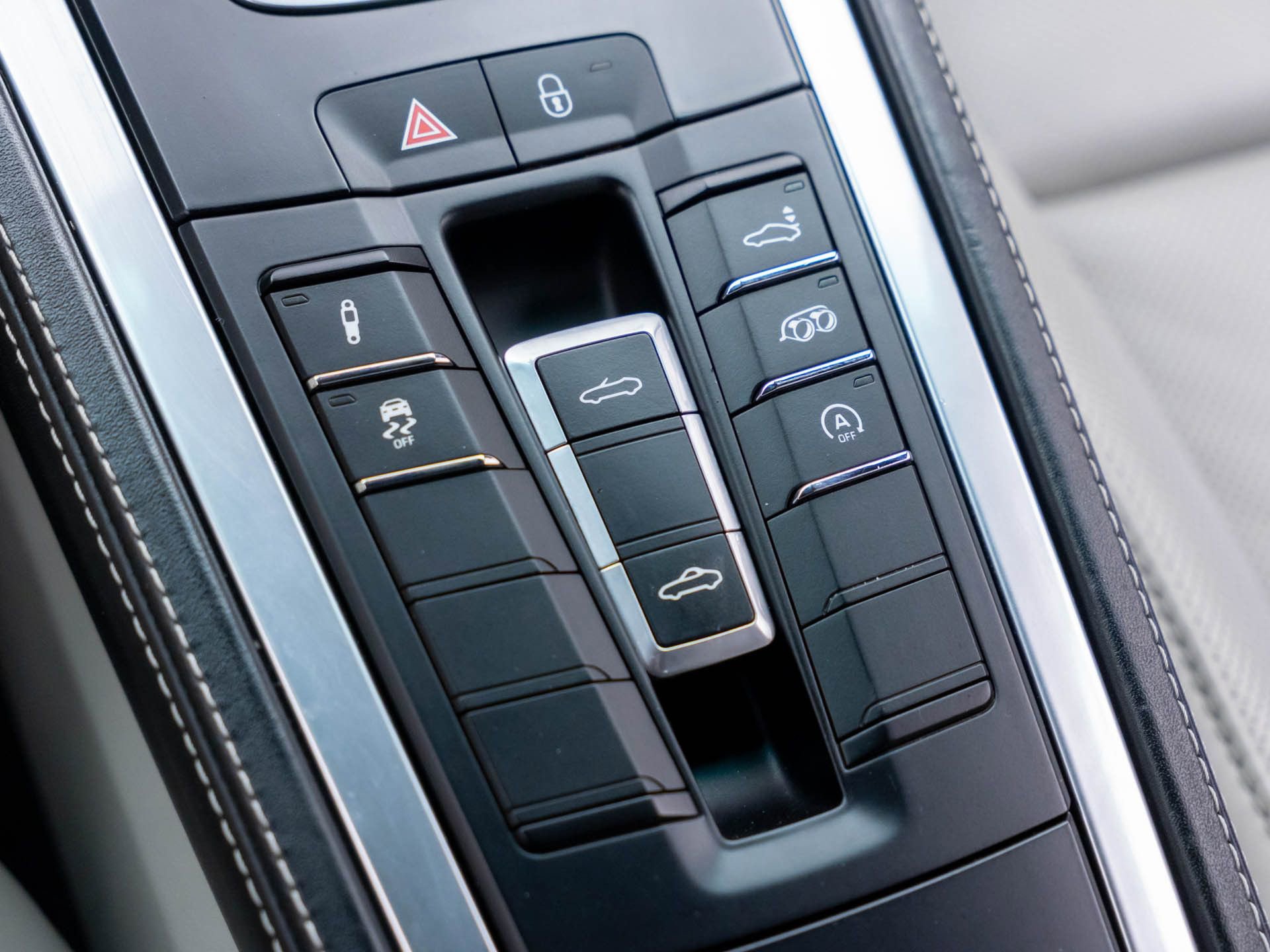 Used 2018 Porsche 718 Boxster GTS image 26