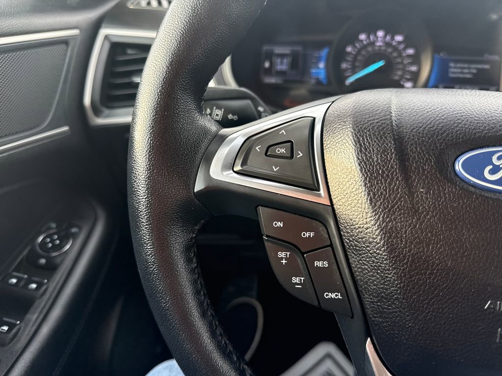 Used 2024 Ford Edge SEL w/ Convenience Package image 32