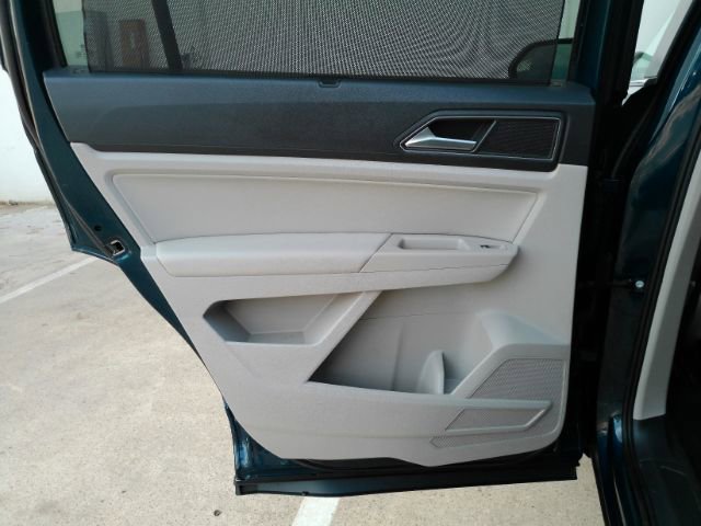 Used 2018 Volkswagen Atlas SE image 17